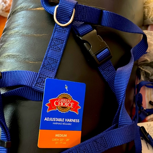 New and Tagged Adjustable Blue Harness. Medium 20”-28” Grith PRICE DROP - Picture 11 of 12